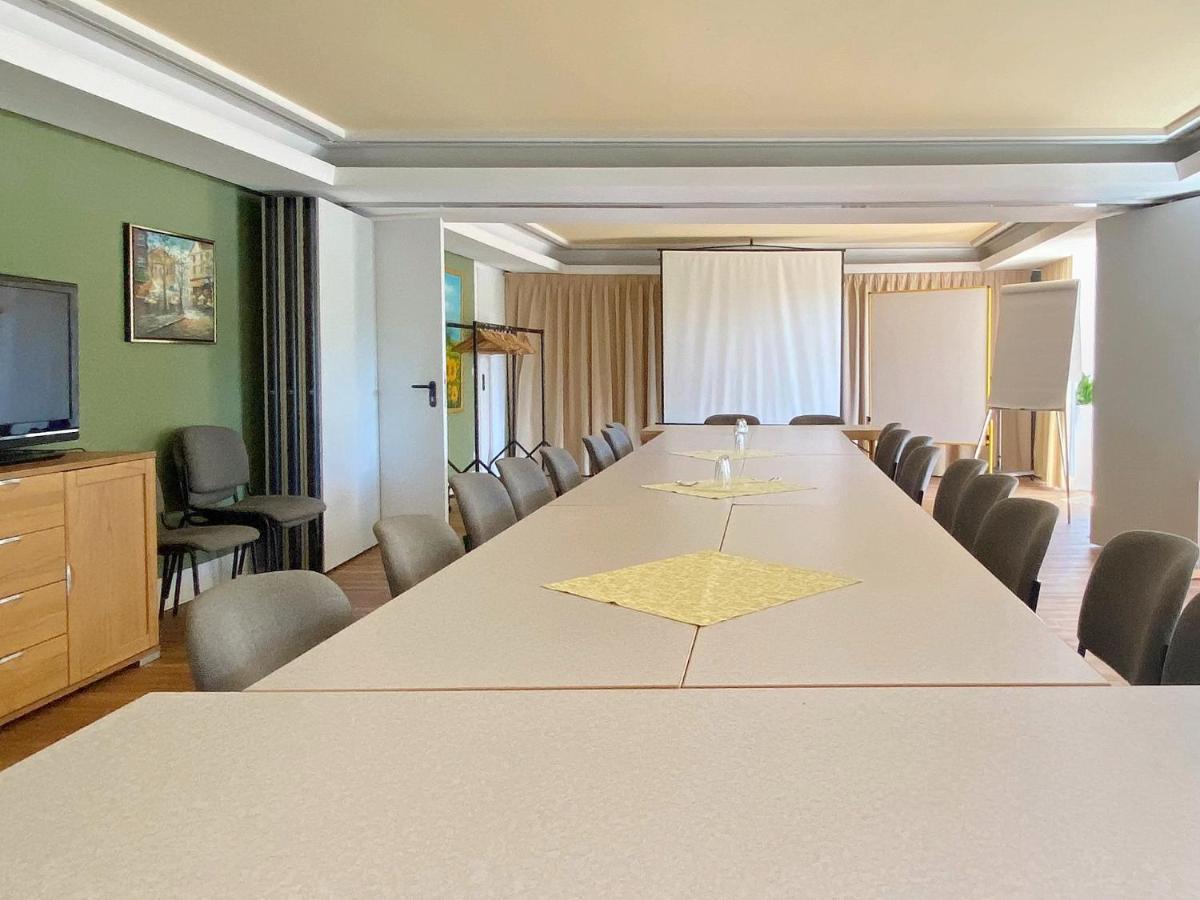 Zum Gruenen Turm Hotell Hohen Neuendorf Exteriör bild